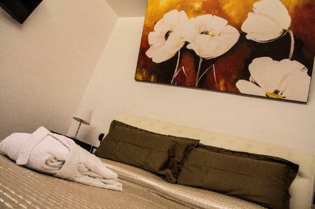 Little House Apartment โมดูโญ ภายนอก รูปภาพ